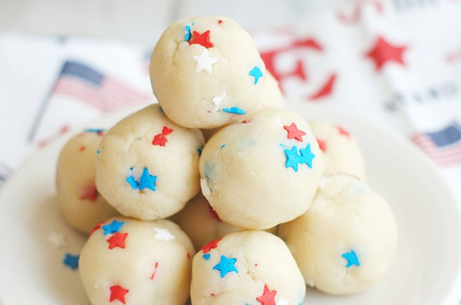 With only 2 ingredients these no bake Patriotic Cookie Dough Truffles are a quick, fun, and easy treat for the fourth of July!