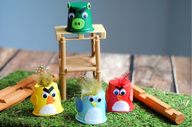 This Angry Birds craft is super cute and easy for kids!