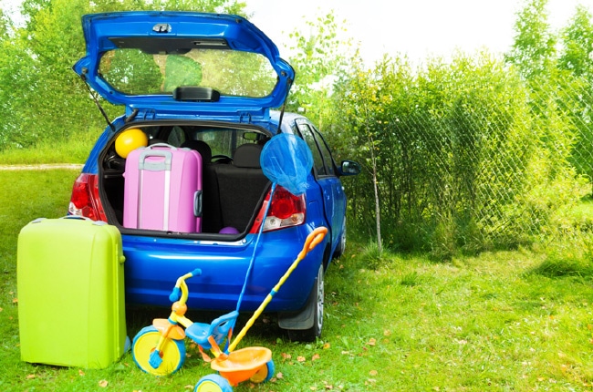 If you're taking a long car trip you need things for the kids to do in the car. This is my ultimate packing list when traveling with kids.