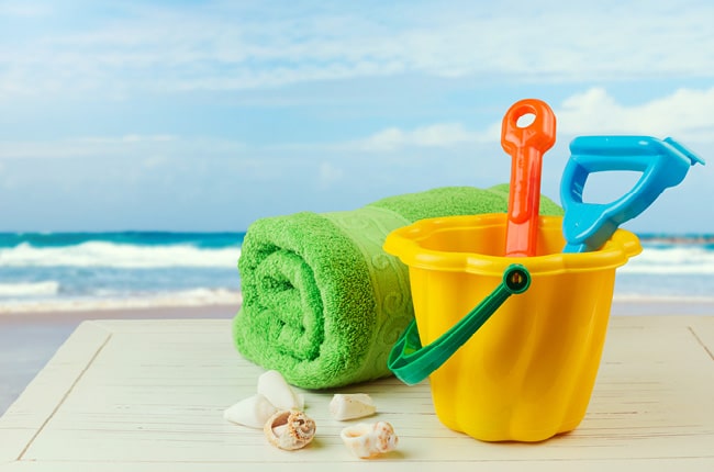 Packing for a day at the beach can be hectic, especially with a couple kids. This list of 15 Things To Pack For The Beach is here to help you out!