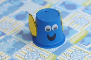 Your kids will love this fun and easy Finding Dory k-cup craft!