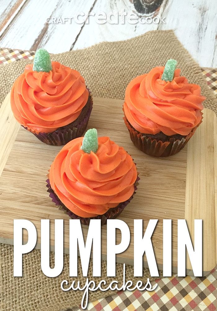 These pumpkin Halloween cupcakes are as easy to make as they are to eat!