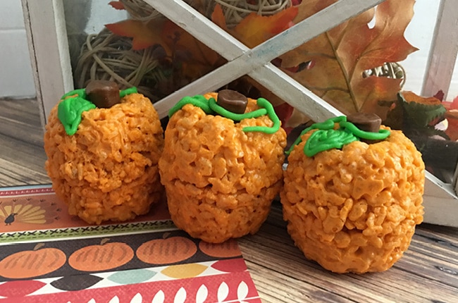Now that school is back in session, so are pumpkins, spice, and everything nice. These Rice Krispie Treat Pumpkins will be a favorite with the kids.