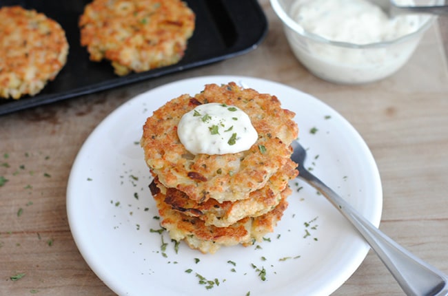 Baked crab cakes are easy to make, healthy and delicious!