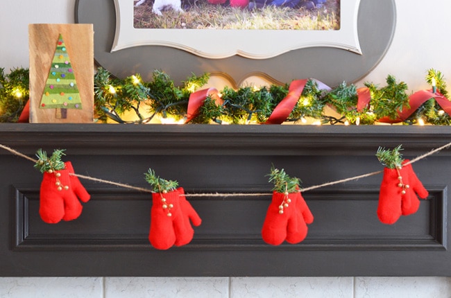 DIY Christmas Paper Garland + Socks and Mittens Cut Files - The Crafting  Nook