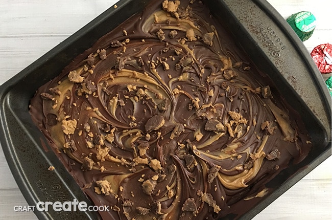 There's no better combination than peanut butter and chocolate, which is why you'll want to try these Peanut Butter Rice Krispie Treats!