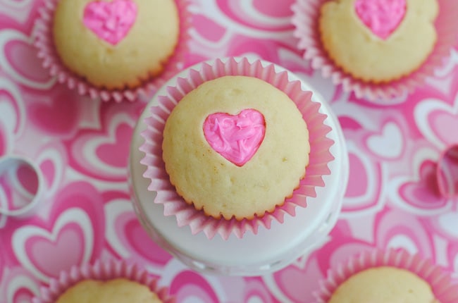 These Valentine Cupcakes are adorable and easy to make!