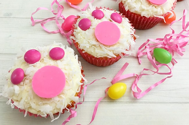 These Bunny Print Easter Cupcakes will be a perfect treat to make with the kids this Easter.