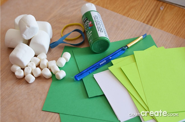 Share the luck with these homemade St. Patrick's Day Cards. 