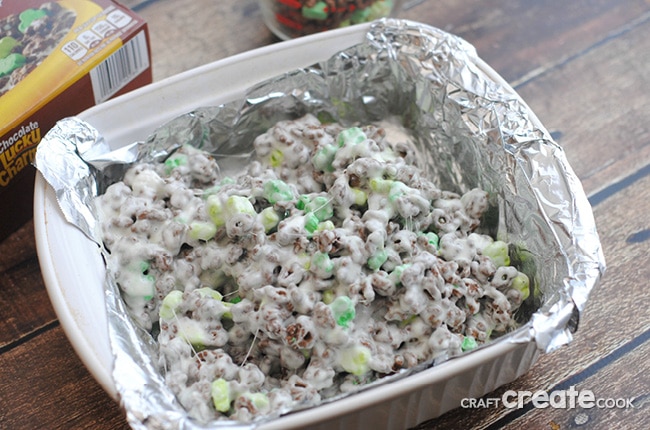 These St. Patrick's Chocolate Lucky Charms Treats are a cinch to make and are chocolately delicious!