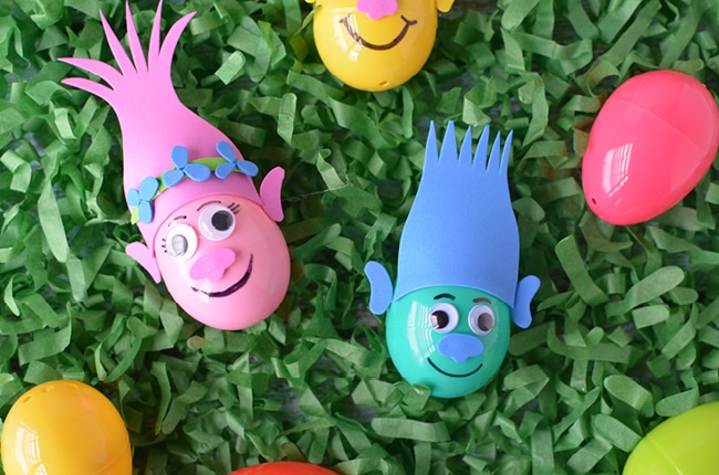 Make Your Own Trolls Easter Eggs and put some "Sunshine In Your Pocket!"