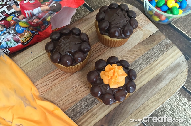 Whether you are camping in the backyard or out in the great outdoors, these camping cupcakes are easy to make and fun to eat!