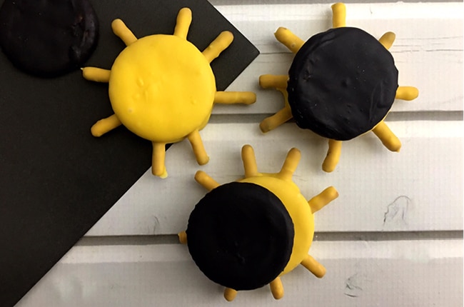 Easy Eclipse Cookies