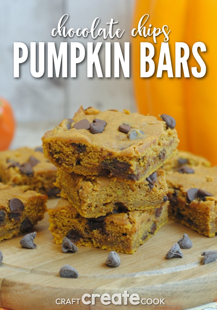 Chocolate chip pumpkin bars are perfect for dessert for any pumpkin lovers!