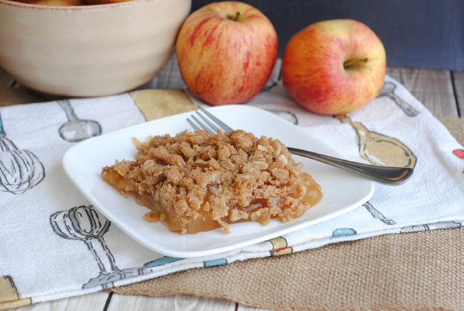 This easy apple crisp recipe is perfect for fall!