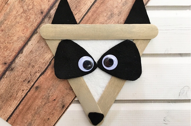 Our Raccoon Craft for Kids is a perfect indoor craft activity for a chilly Fall day!