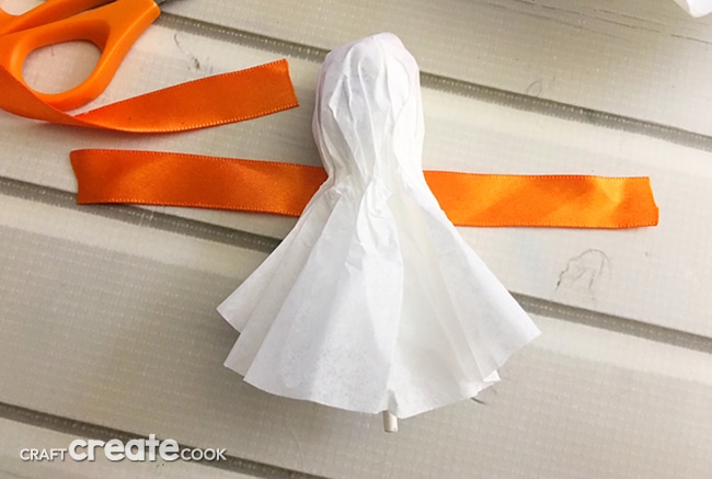 These Coffee Filter Ghost Suckers are so easy to make and great for Trick-or-Treaters.