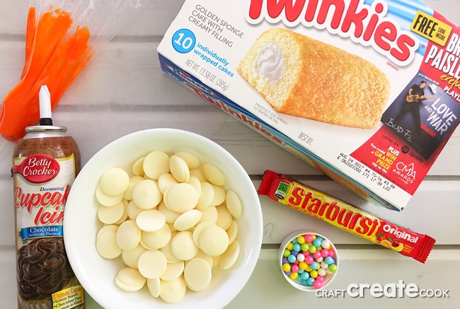 These Snowman Twinkie Treats are a perfect Winter treat that the kids will love.