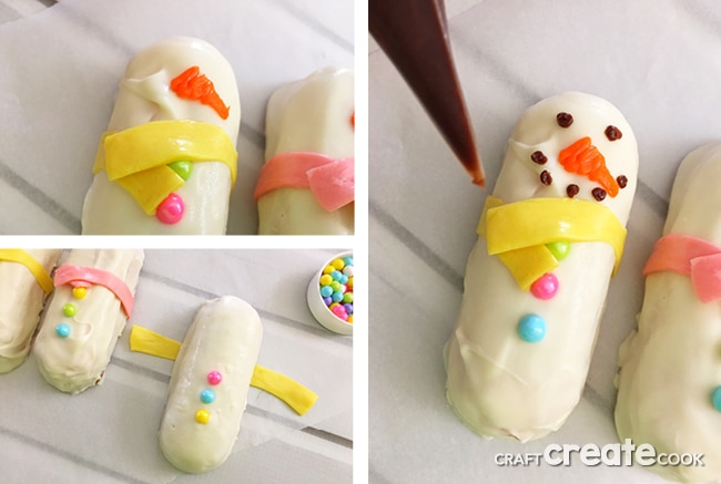 These Snowman Twinkie Treats are a perfect Winter treat that the kids will love.