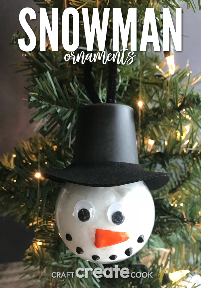 You’ll have so much fun make this affordable snowman ornament craft this holiday season.