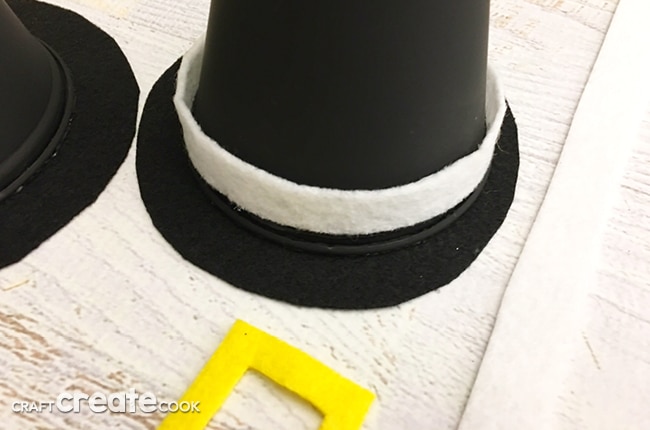 Our Thanksgiving Pilgrim Hat Kids Craft is easy to make and only takes a few materials.