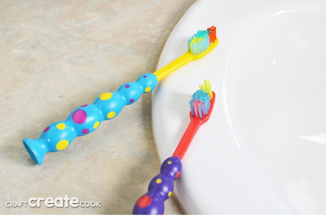 Keep kids on track with a weekly brushing schedule for healthy teeth.
