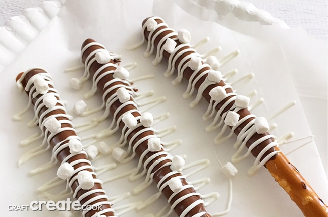 These Hot Chocolate Pretzel Rods taste just like a cup of hot chocolate with marshmallows.