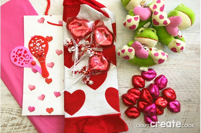 You and your neighbors will have so much with our You've Been Cupid Struck Neighborhood Valentine Game.