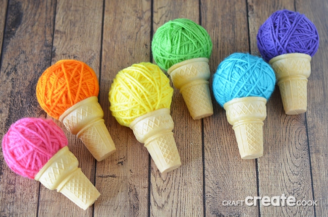 This easy to make ice cream cone garland will have you screaming for the real frozen treat!