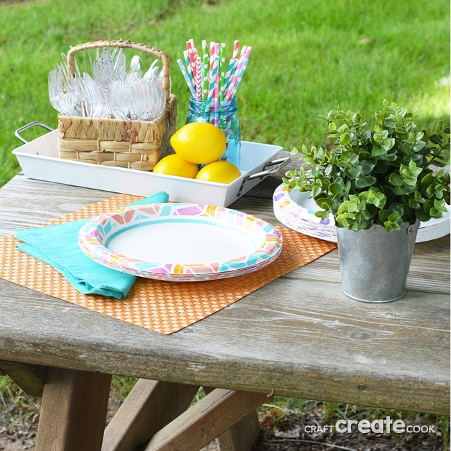Make entertaining easy this summer with Dixie!