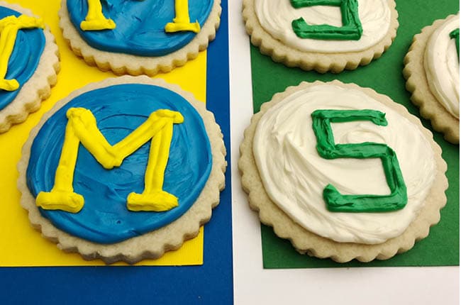 Who are you rooting for? Our Michigan VS. Michigan State Cookies are the perfect treat to have your guests choose.