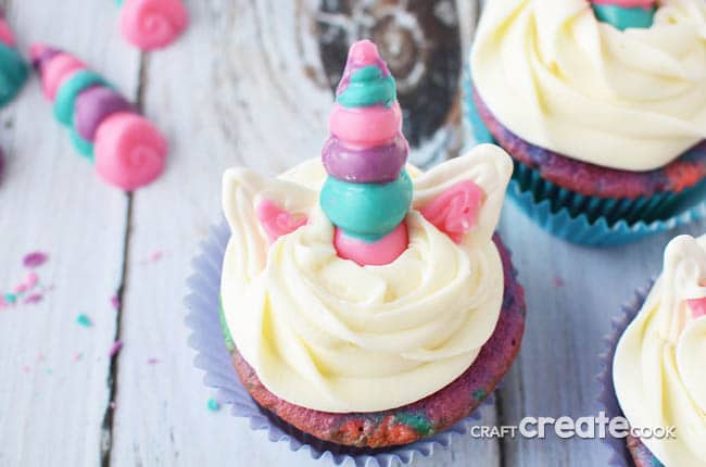 Anyone can make these simple unicorn cupcakes for a unicorn party, special event or just because!