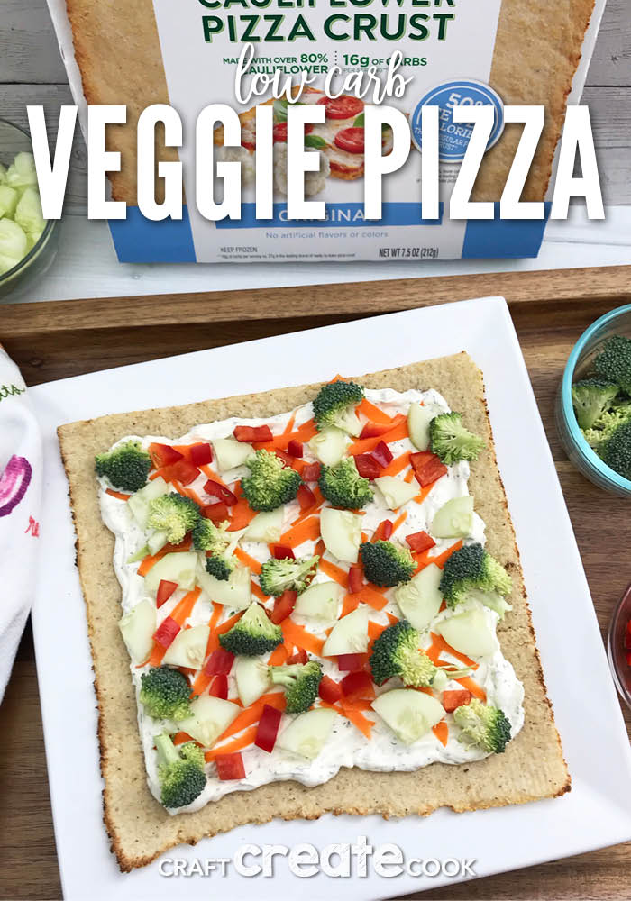 Looking to eat healthier this holiday season? Try this low carb veggie pizza!