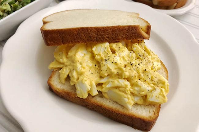 This Egg Salad Sandwich Recipe is easy to make and tastes fantastic too. 