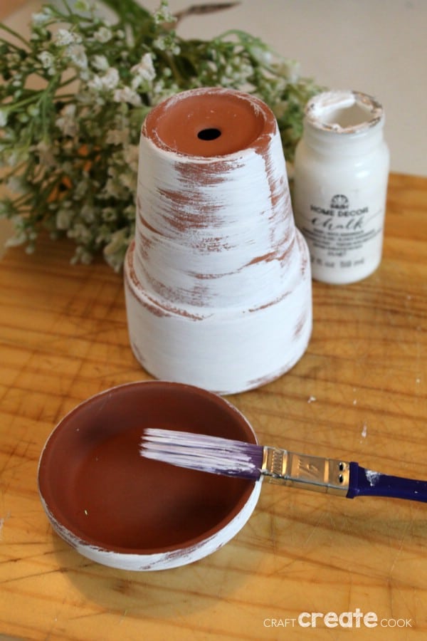 Painting flower pot saucer