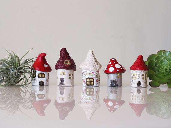 Tiny house set of 5 -Collectible thimbles -Clay mini houses -Small fairy garden house -Clay house - Miniature garden house -Miniature house