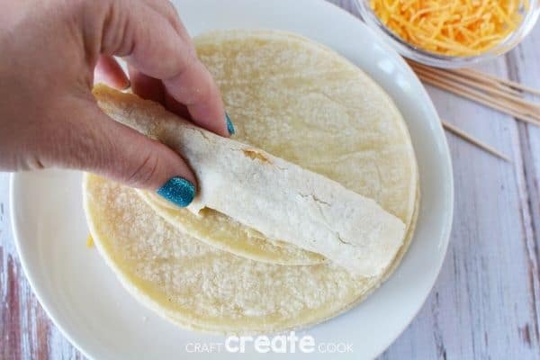 Rolling tortilla